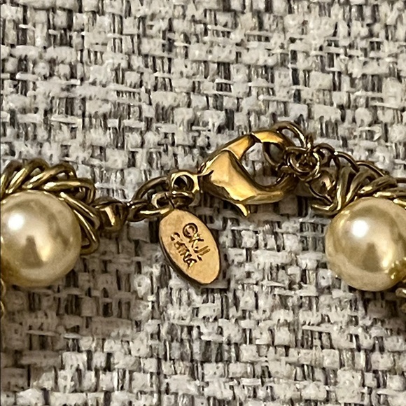 Kenneth Jay Lane KJL Gold Tone and Faux Pearl Necklace‎ - Picture 4 of 5